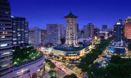 SINGAPORE Worlds Second Hottest City for Global Retailers