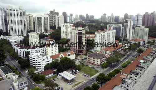 Prices of Singapore Private Homes Down 1.0 Percent