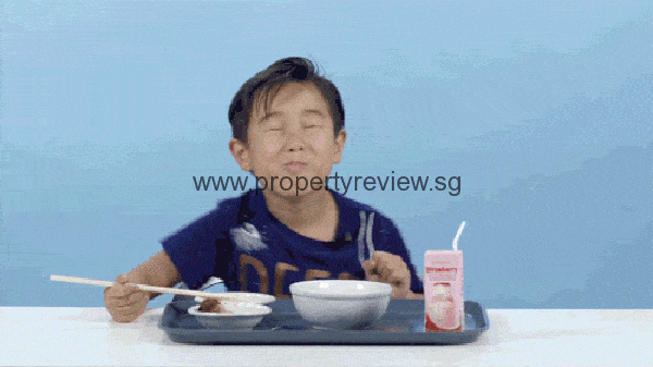 6 ways to entertain your children when house hunting 3 Teaser Pic: Kid smiling while eating