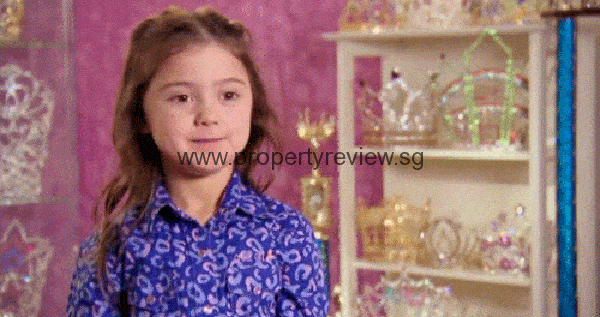 6 ways to entertain your children when house hunting 4 Teaser Pic: Little Girl Smiling