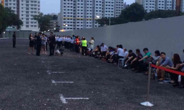 Highline Residences queue until “Ho Lang”